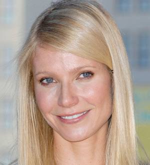 Paltrow to Play Live Shows with Mcgraw