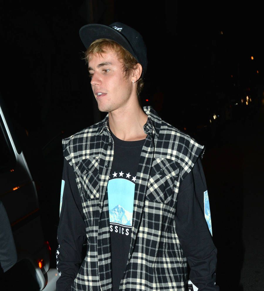 Justin Bieber flies Selena Gomez to Seattle for sweet Saturday date