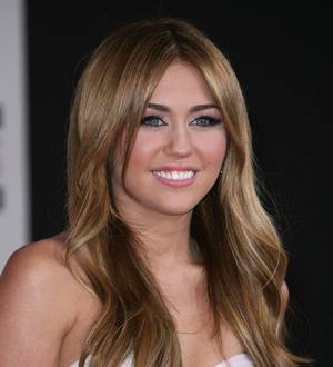 Cyrus Celebrates a Happy Hemsworth Birthday