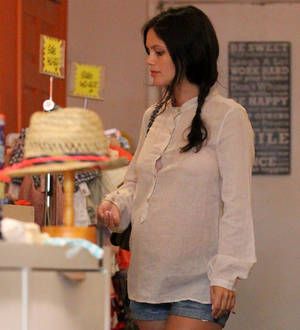 Stars turn out for Rachel Bilson's baby shower