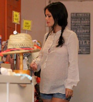 Stars turn out for Rachel Bilson's baby shower