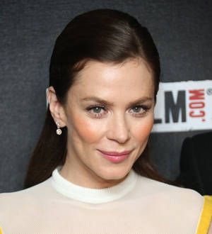 Anna Friel heads to Africa to shoot gorillas documentary