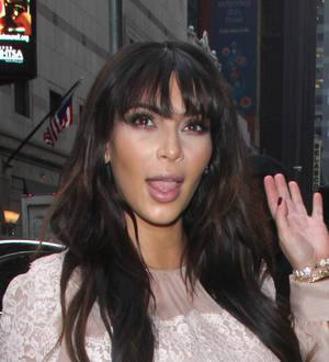 Kim Kardashian distances herself from fake tweet