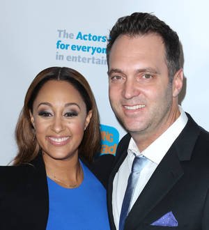 Tamera Mowry pregnant