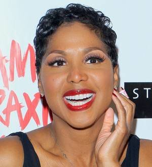 Toni Braxton to play Darlene Love