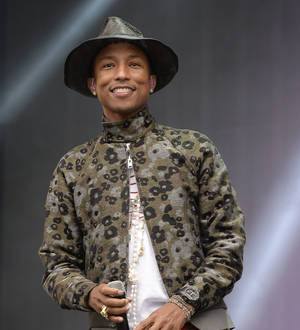 Pharrell Williams apologizes for headdress photoshoot
