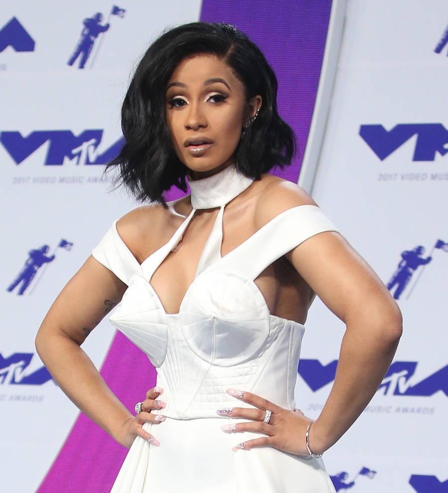 Cardi B thrown out of hotel