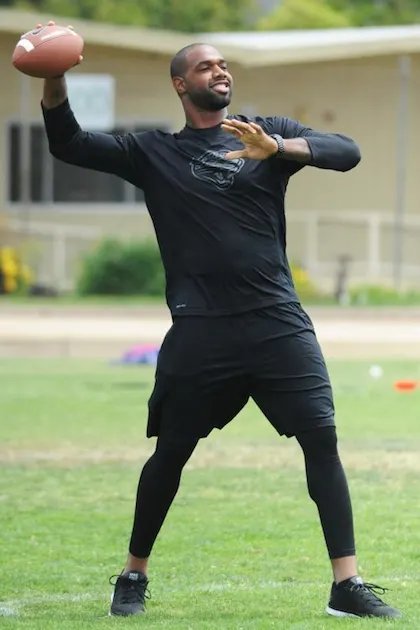 Marcedes Lewis Goes Long for the Kids