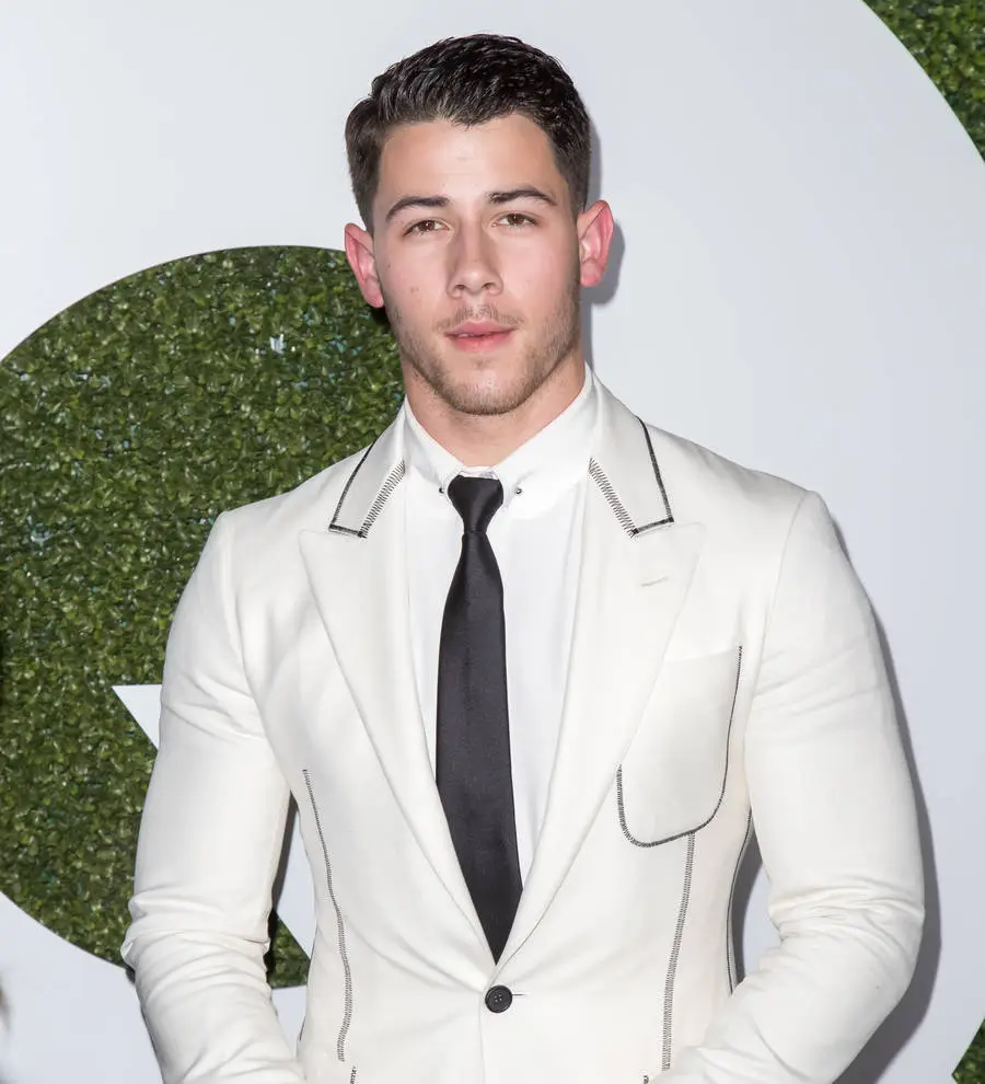 Nick Jonas and Shania Twain join forces on new Christmas song