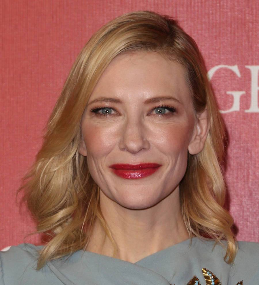 Cate Blanchett dances onstage after winning award