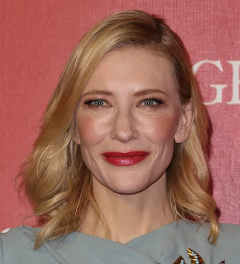Cate Blanchett dances onstage after winning award