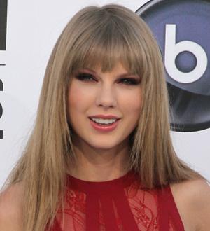 Taylor Swift struggled with costume changes in one-take video