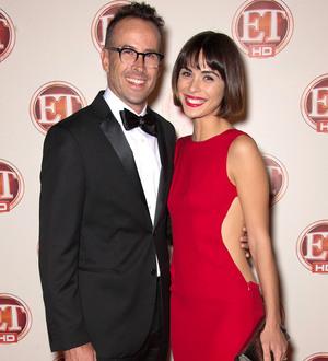 Jason Lee renews vows on Veteran's Day