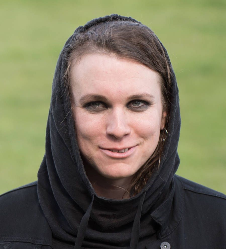 Laura Jane Grace urges Taylor Swift to visit sick teen