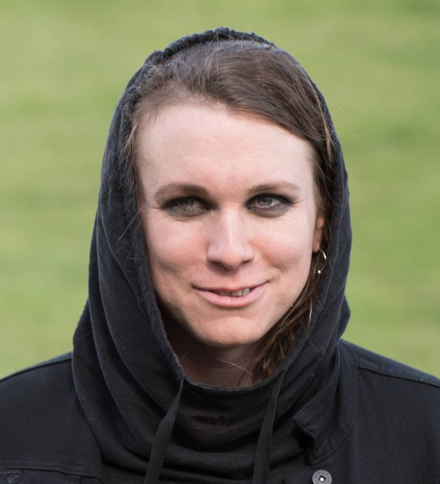 Laura Jane Grace urges Taylor Swift to visit sick teen