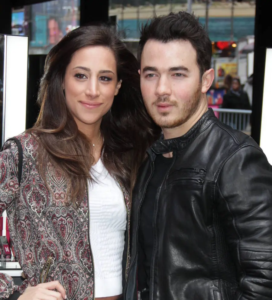 Kevin Jonas would love another daughter