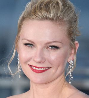 Kirsten Dunst: 'People who don't get depressed are weird'