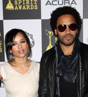 Zoe Kravitz inherits father's fear of flying