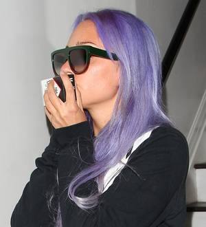 Amanda Bynes posts self-portrait on Twitter