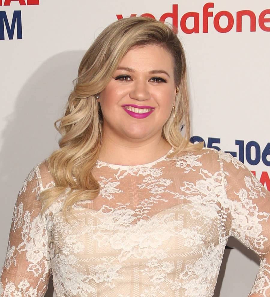 Kelly Clarkson: 'I think of quitting the spotlight all the time'
