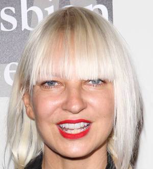 Sia giving her ARIA awards to fans