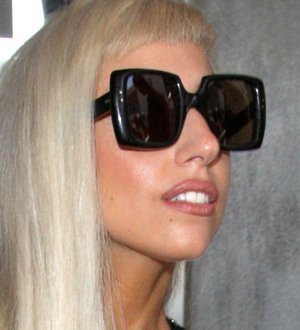 Lady Gaga leaks Vogue cover