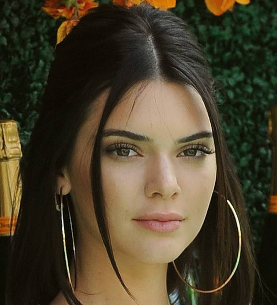 Jenner sisters hit with lawsuit over ill-conceived vintage T-shirts