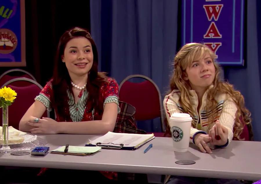 9 Essential "iCarly" Episodes!