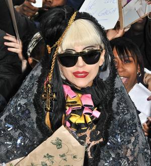 Lady Gaga struggles to sing track about ex