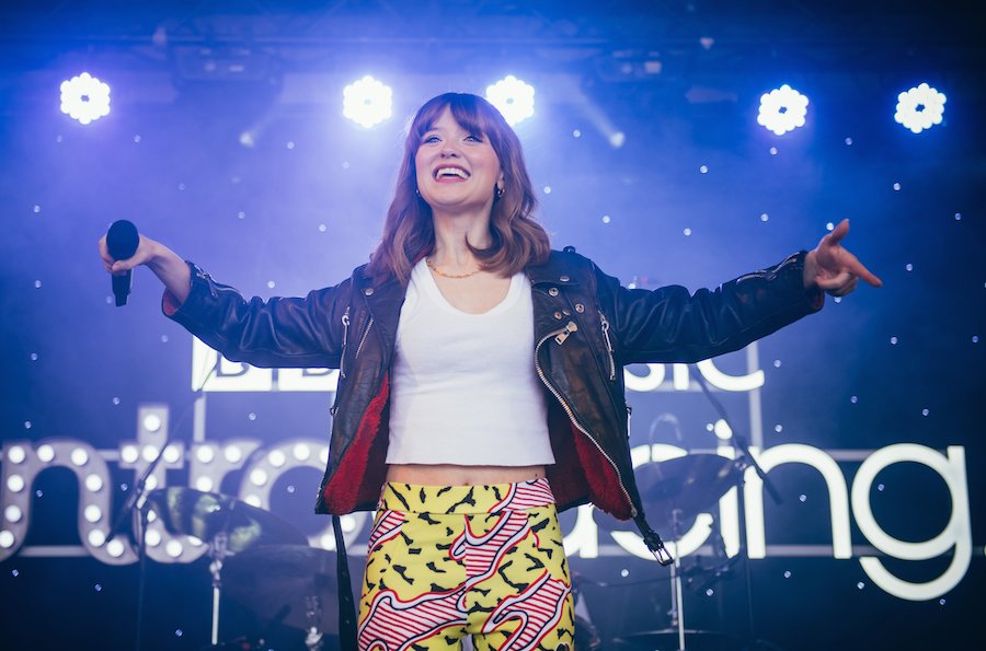 ARTIST SPOTLIGHT: Maisie Peters