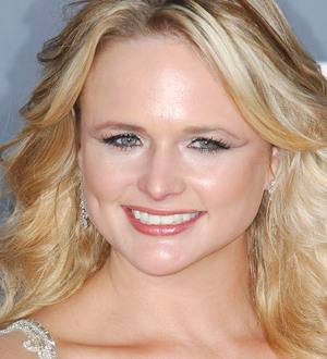 Miranda Lambert takes aim at Chris Brown again
