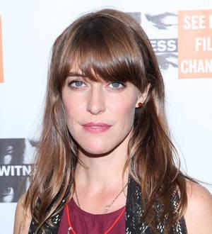 Feist staging flood fundraiser in Canada