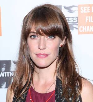 Feist staging flood fundraiser in Canada