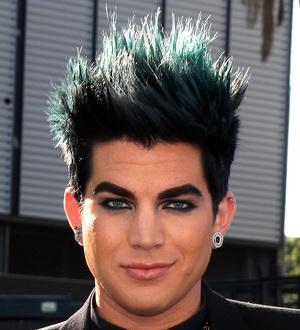 Lambert sued over Idol