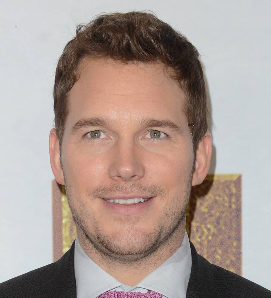 Chris Pratt suffers from man-boob sweat