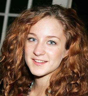 E.R. star Hallee Hirsh to wed Ryan Martin
