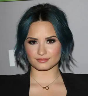 Demi Lovato praises Ke$ha for taking time out for rehab