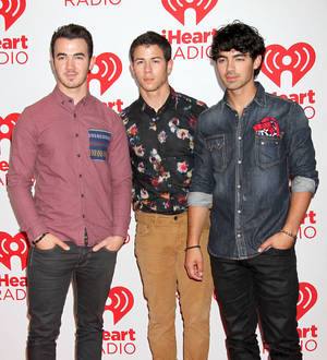 The Jonas Brothers release last songs