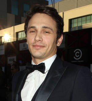 James Franco mocks sexuality rumors - with gay kiss