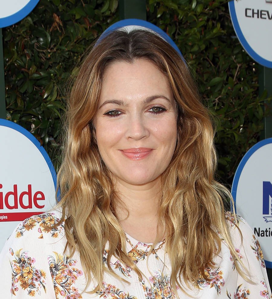 Drew Barrymore & husband looked 'perfectly happy' at pal's wedding