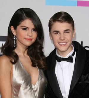 Justin Bieber dragged into Arizona's immigration row