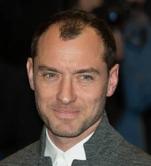 Jude Law joins British navy for film preparation