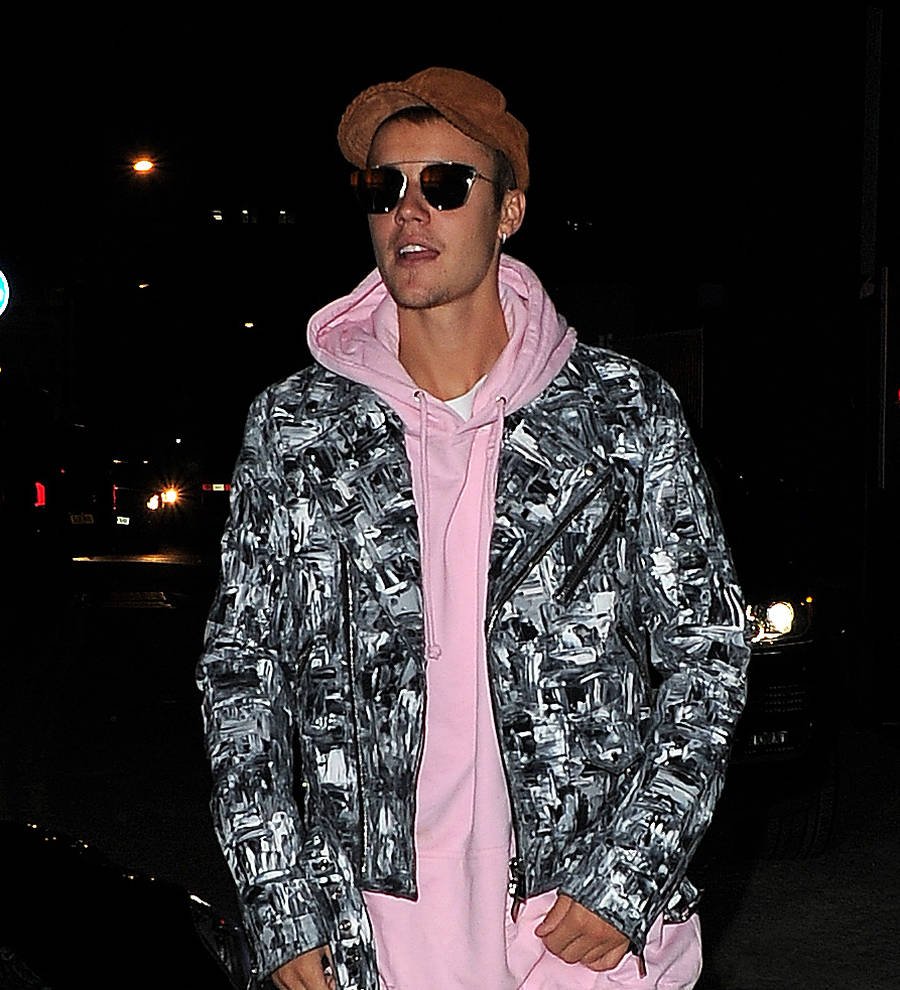 Justin Bieber stays silent as he returns to Instagram