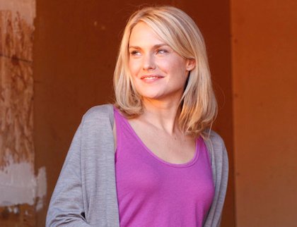 Chatting with "Awake" Leading Lady, Laura Allen