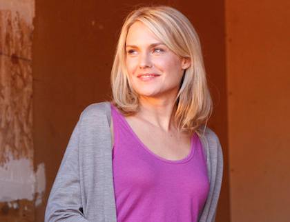 Chatting with "Awake" Leading Lady, Laura Allen