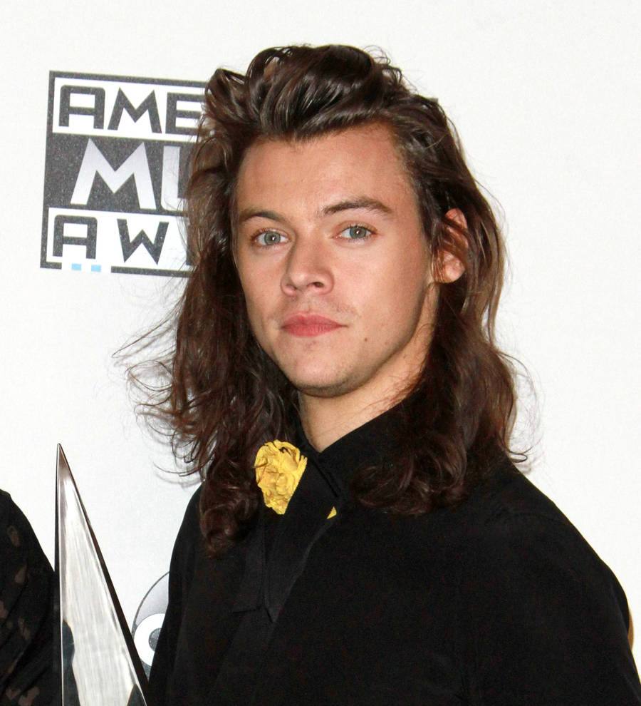Harry Styles still wild for first girlfriend's perfume