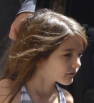 Suri Cruise verbally assaulted by photographer