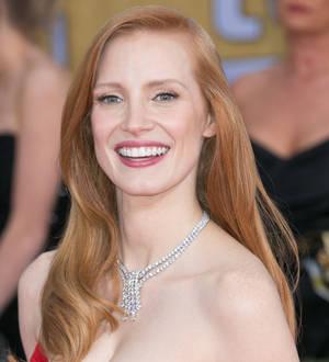 Jessica Chastain's dog interrupts her Broadway show