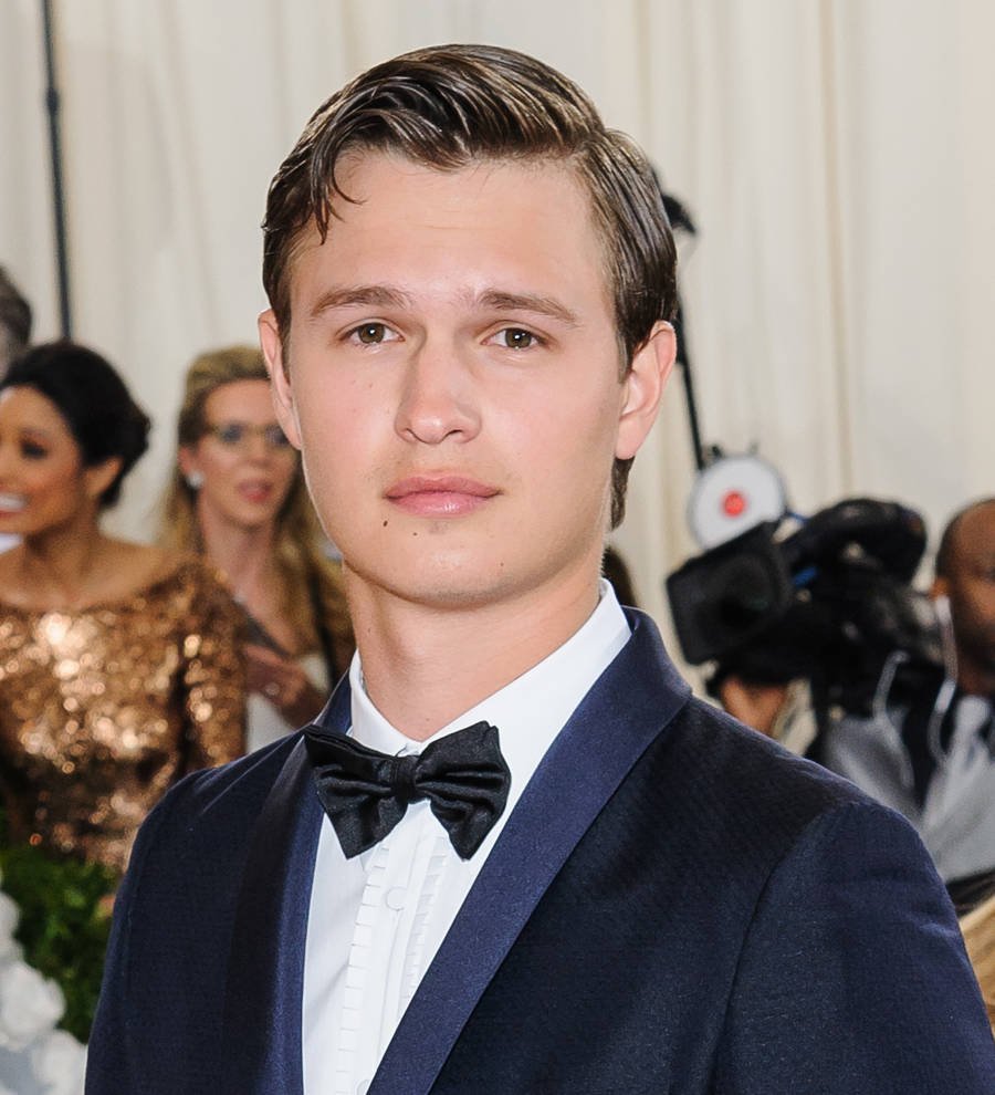 Ansel Elgort debuts solo single