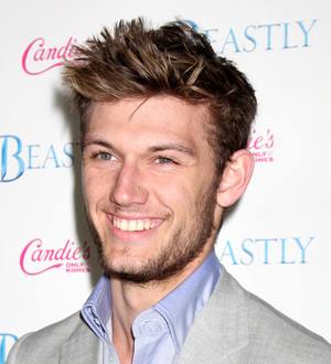 Alex Pettyfer dating Elvis' granddaughter?